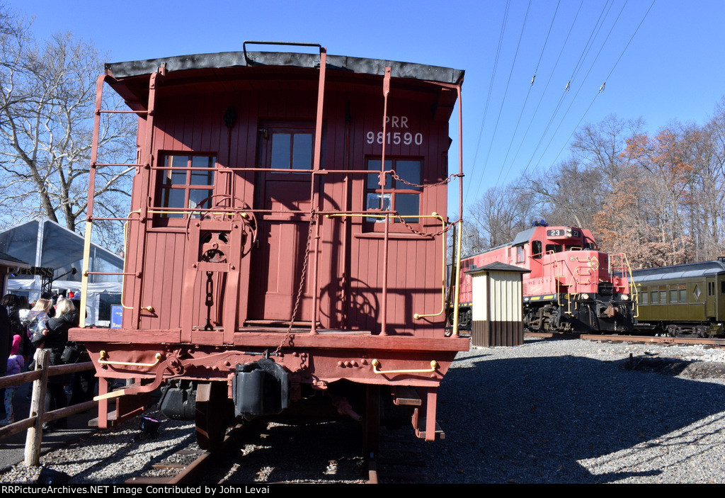 The 23 under wonderful morning light at the Whippany Railway Museum